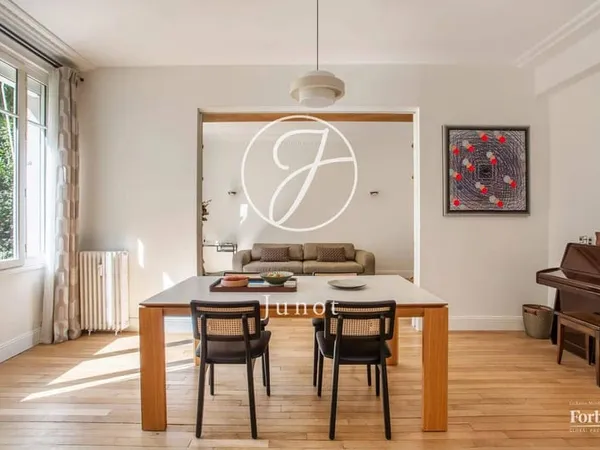 Appartement 3 pièces 84 m²