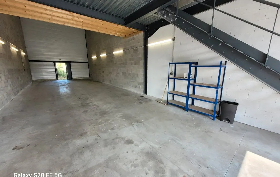 Photo 3