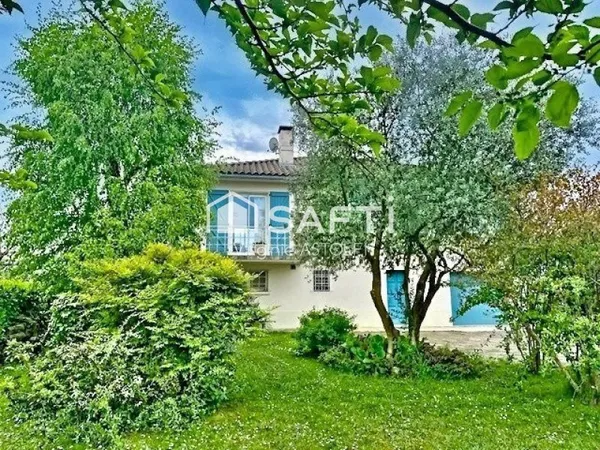 SAINT-LYS - Charmante Maison T6 sur une parcelle de 1357 m2, idéalement située