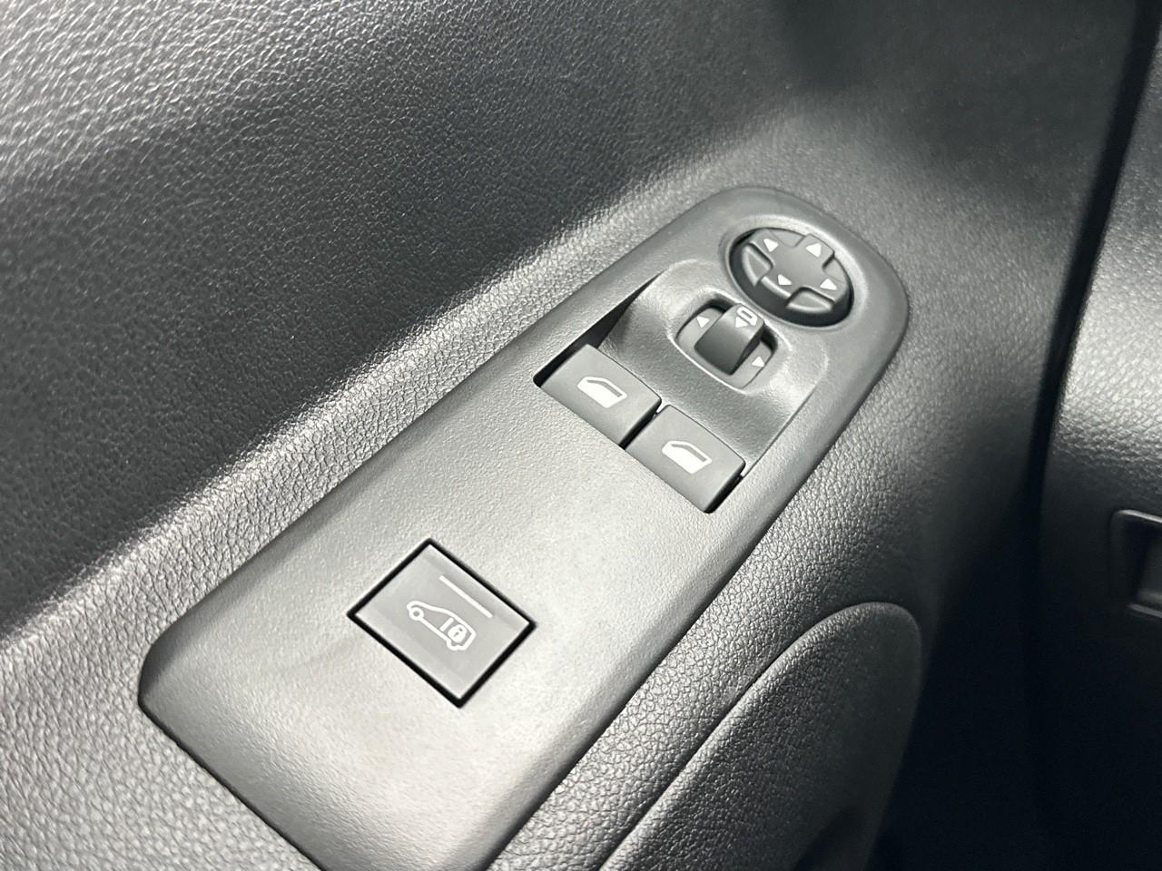 Citroën Berlingo van m diesel 100 ch manuelle — photo 16
