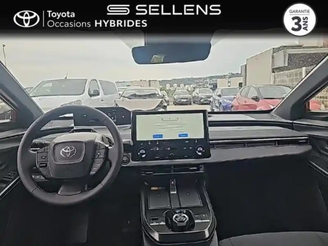 Toyota C-Hr + 224ch 77kwh design grande autonomie ng25 — photo 8