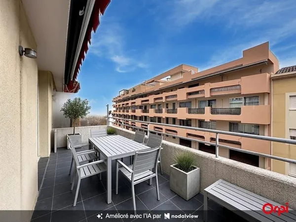 Menton Carnolès - 2P 39 m² au 5e étage, terrasse plein sud échappée mer, climatisé