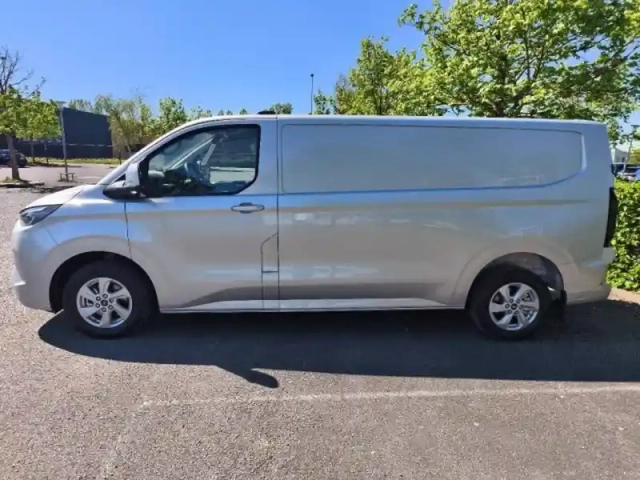 Ford Custom transit  fg 320 l2h1 2.5 duratec 232ch hybride rechargeable limited cvt — photo 8