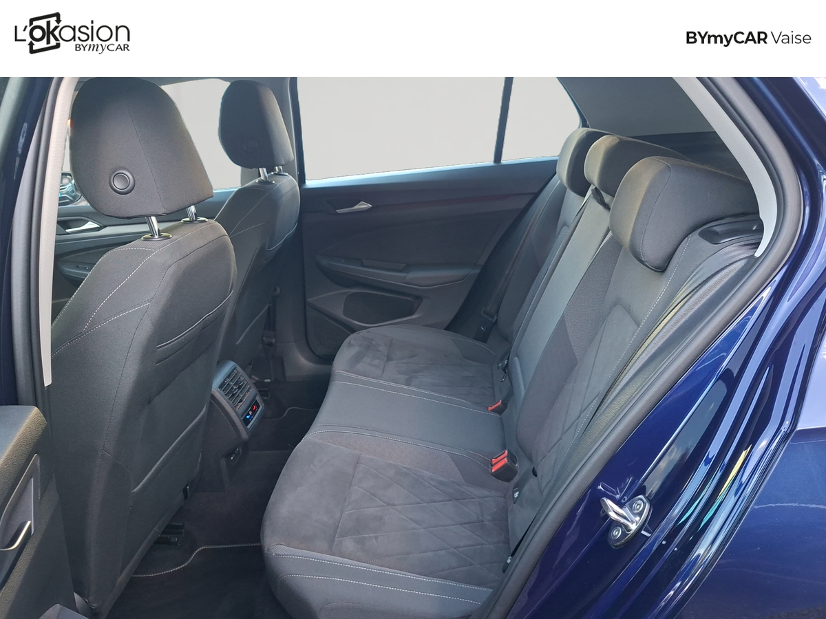 Volkswagen Golf 1.5 eTSI OPF 150 DSG7 — photo 12