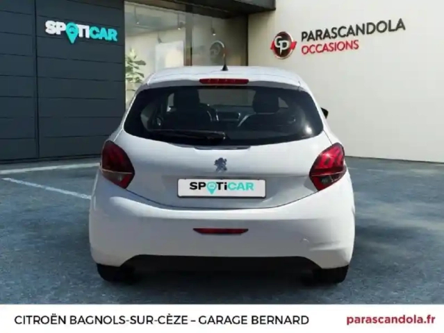 Peugeot 208 1.2 puretech 68ch e6.c like 5p — photo 5