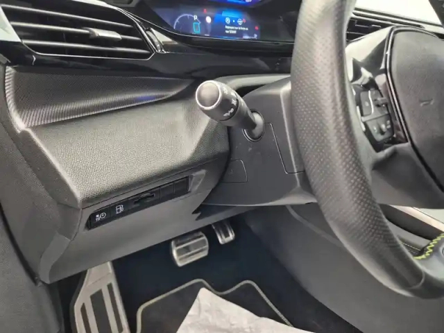 Peugeot 308 phev 180 e-eat8 — photo 62