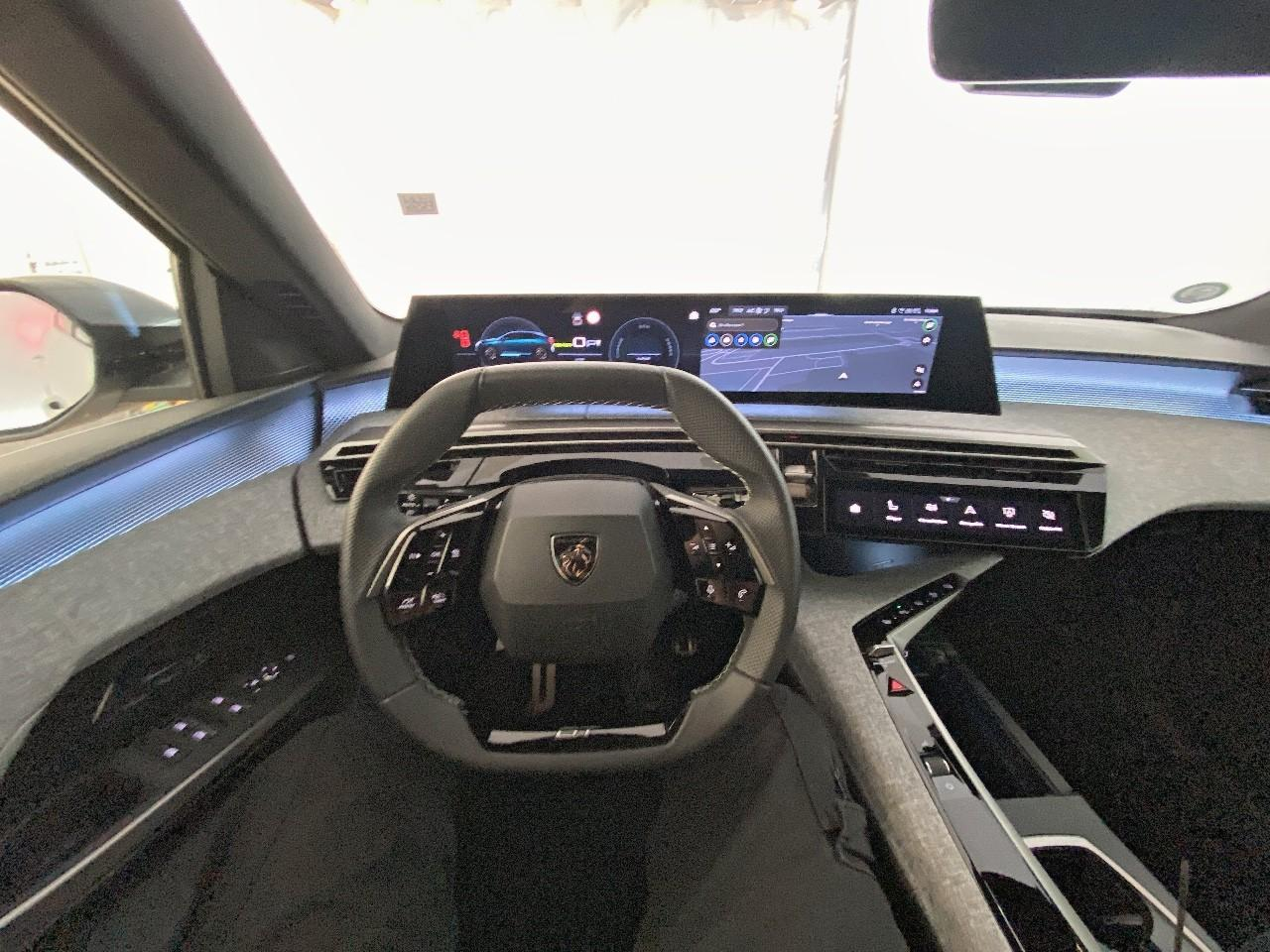 Peugeot 3008 electrique 210 ch 73 kwh gt — photo 12