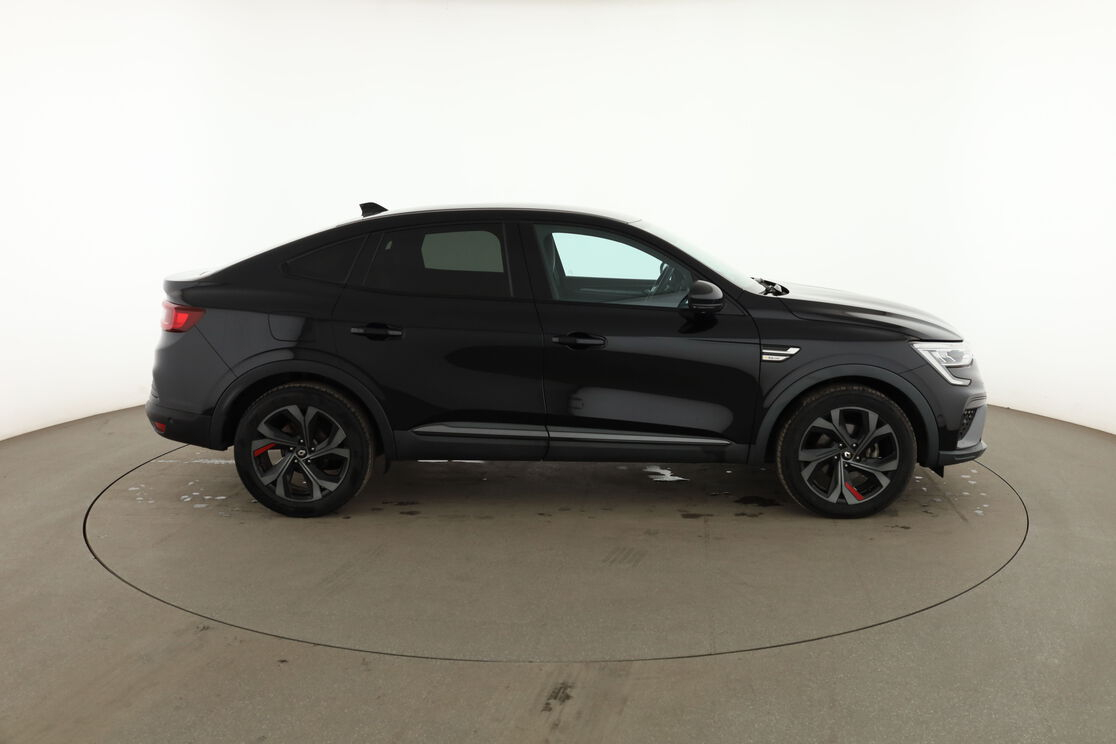 Renault Arkana 1.6 E-Tech RS Line — photo 6