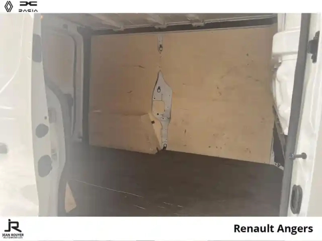 Renault Trafic fg l1h1 3t 2.0 blue dci 130ch confort e6e — photo 19
