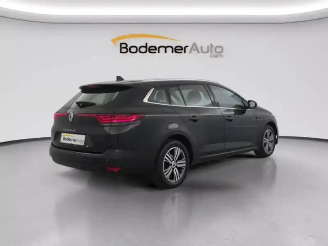 Renault Megane iv estate blue dci 115 edc — photo 35