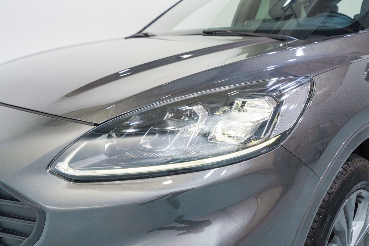 Ford Kuga — photo 9