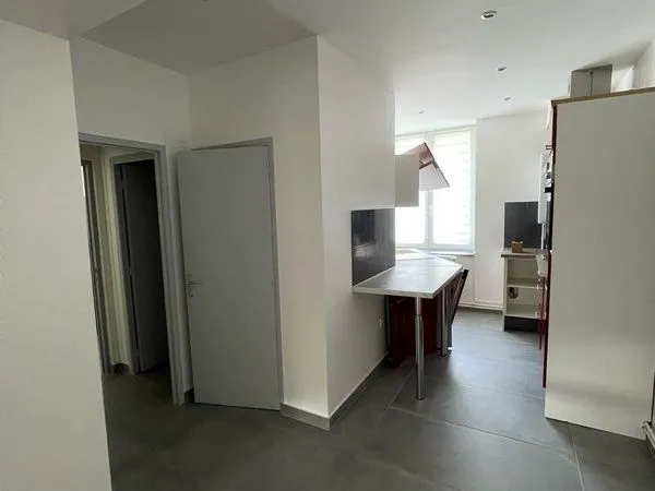 Appartement à louer 68 m² à Réhon