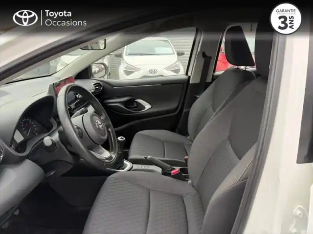 Toyota Yaris 70 vvt-i dynamic 5p my22 — photo 11