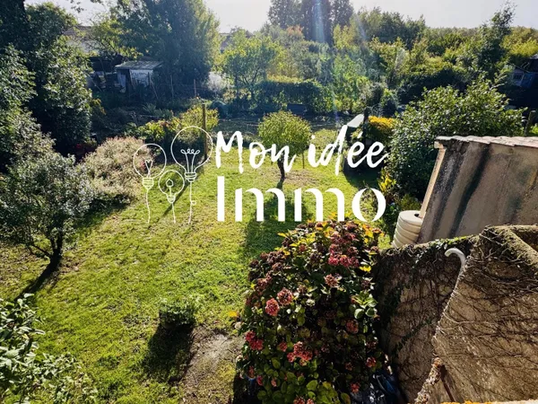 Maison 5 chambres - Terrain 744 m2 - Impasse