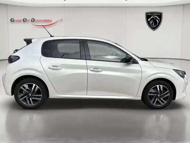 Peugeot 208 1.2 puretech 100ch s&amp;s allure eat8 — photo 23