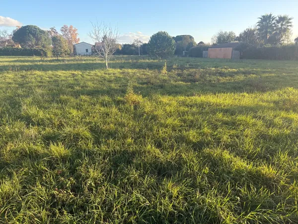 Terrain 520 m²