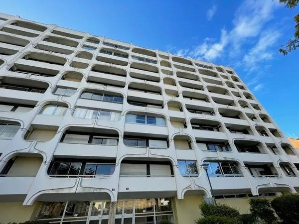 A LOUER - Agence GIBOIRE - Garage double - RENNES