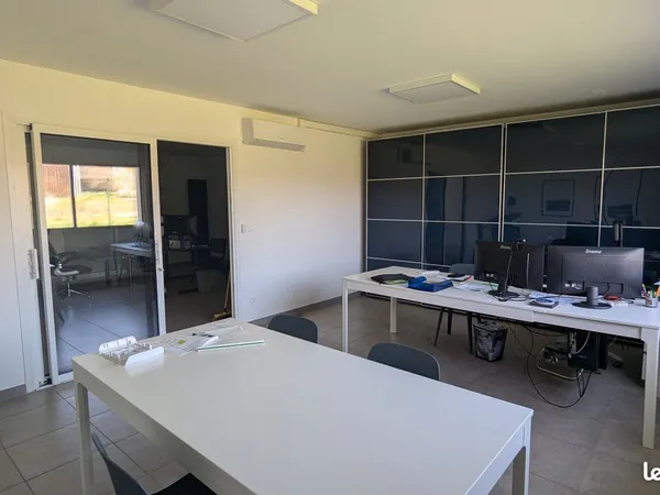 À LOUER - Bureaux 80 m² - 800 HT