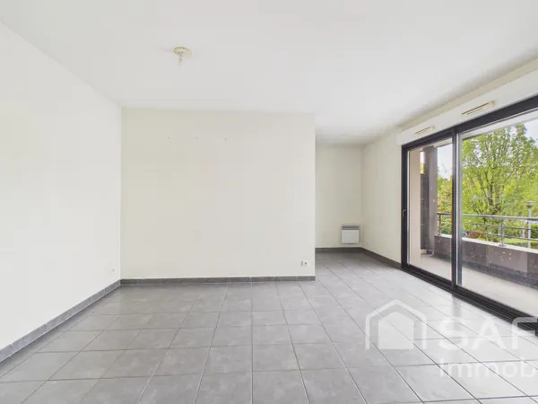 BÈGLES CENTRE - T3 55m² AVEC BALCON ET PARKING