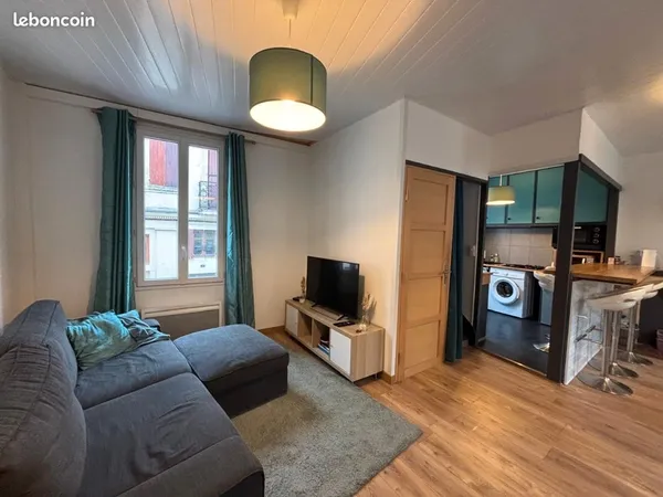 Appartement T3 meublé, rénové, climatisé