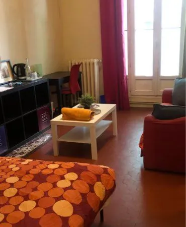Chambre à louer - Marseille centre - Bel appartement haussmannien de 110 m²