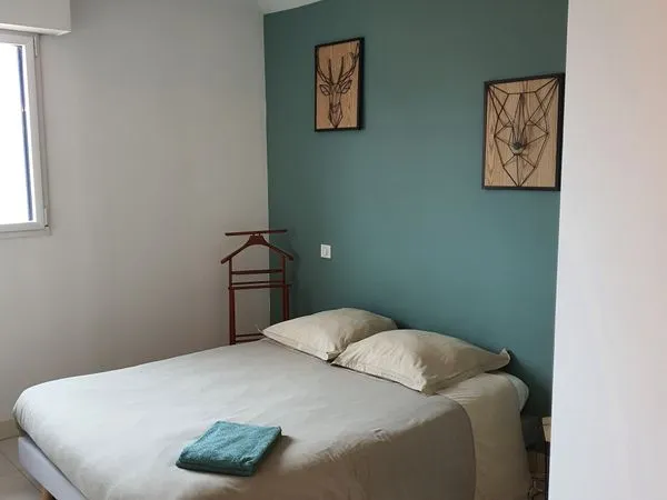 CHAMBRE à LOUER idéal ALTERNANT ETUDIANT 30 la nuit