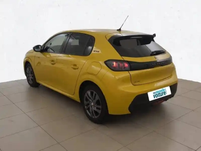 Peugeot 208 puretech 75 s&amp;s bvm5 — photo 37