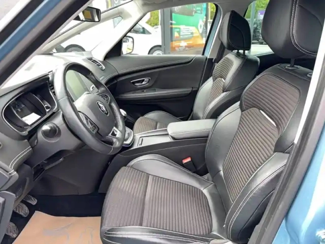 Renault Scenic blue dci 120 — photo 10