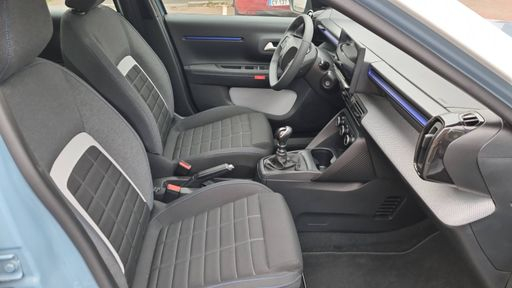 Citroen C3 1.2 Turbo 100 - Plus – 2025 – 6141 km – Essence – Boîte Manuelle — photo 16
