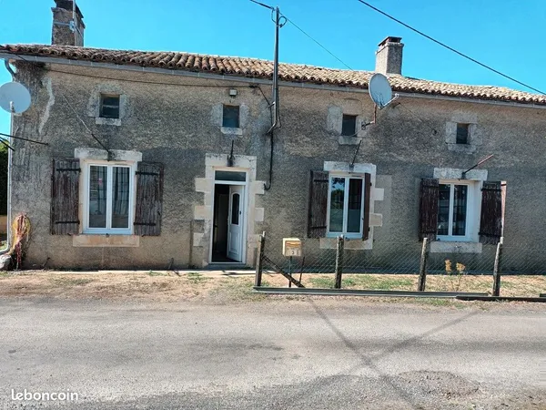 Maison à Payre