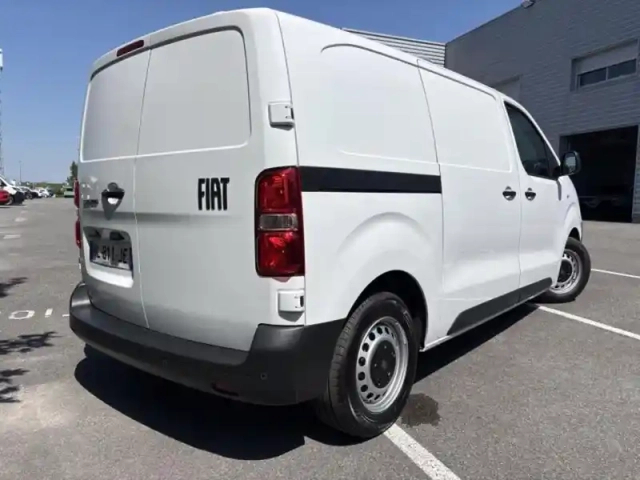 Fiat Scudo fg m 1.5 diesel 120ch — photo 3