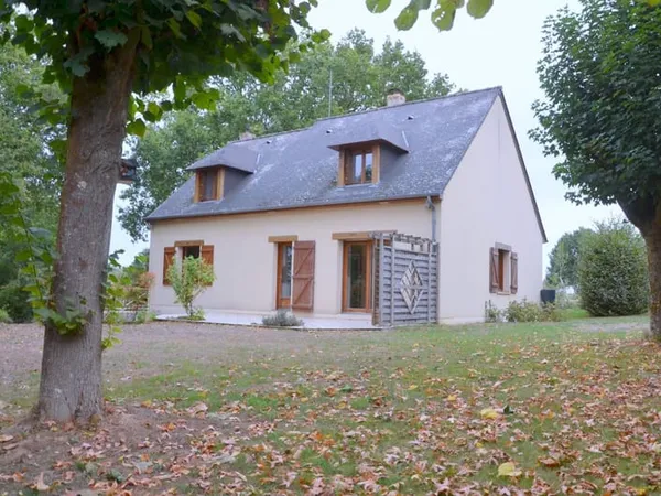 Maison 6 pièces - Segré-en-Anjou Bleu (49)