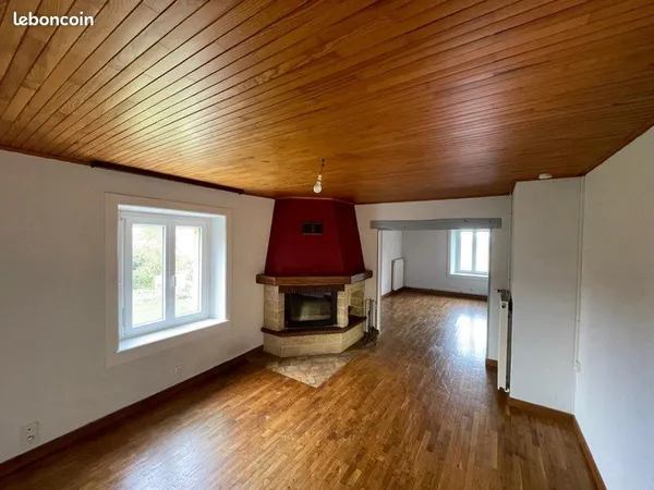 Appartement à Mamirolle