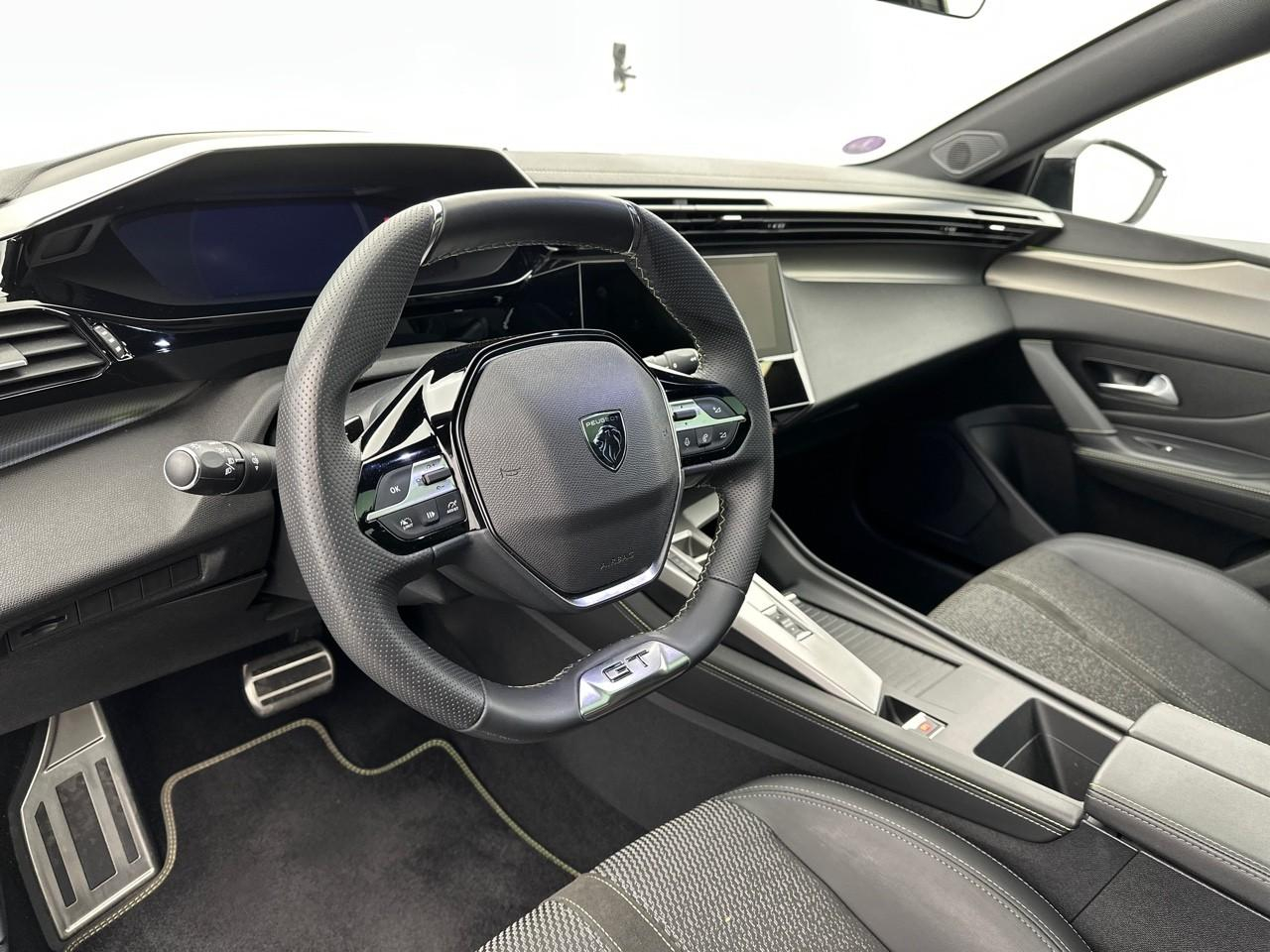 Peugeot 308 hybrid 136 e-dcs6 gt — photo 8