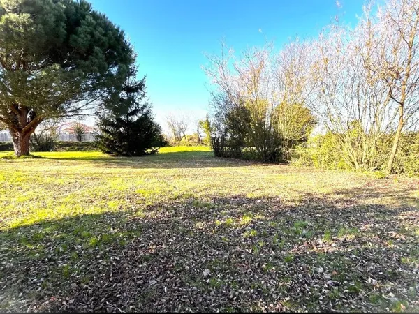 Terrain à bâtir Vente Saint-Mathurin  1317m² 261000€