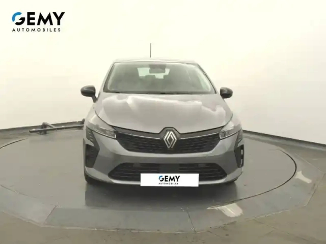 Renault Clio e-tech full hybrid 145 ch gsr2