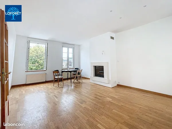 Triplex 7 pièces 130 m²