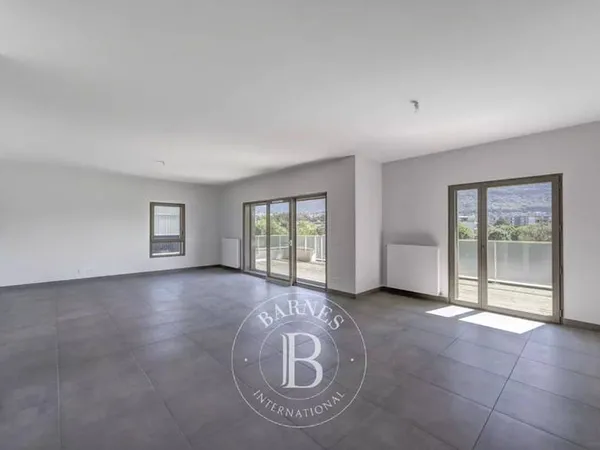 Appartement 4 pièces 113 m²