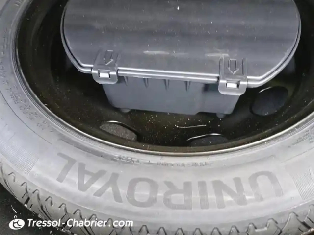 Citroën C5 Aircross puretech 180 s&amp;s eat8 shine — photo 27
