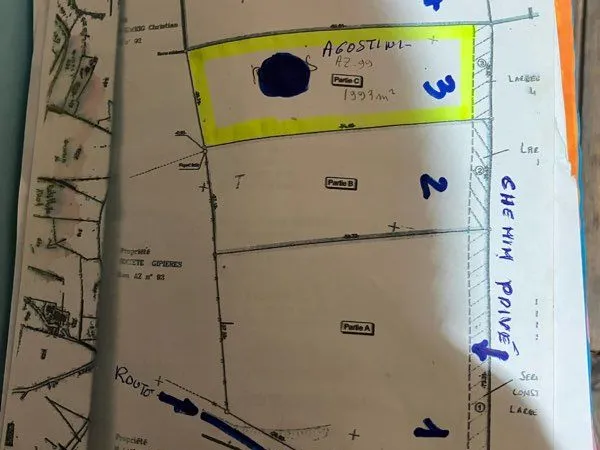 Vends terrain non constructible Bandol