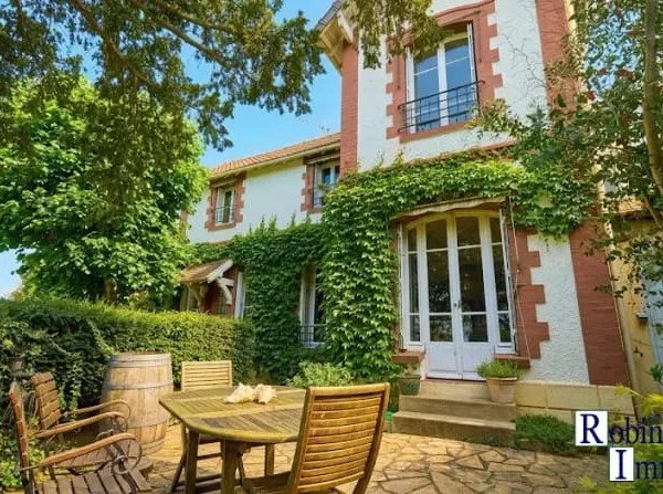 Maison 7 pièces 111 m²