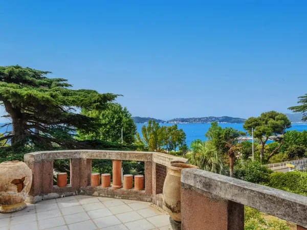 Villa 15 pièces 350 m²