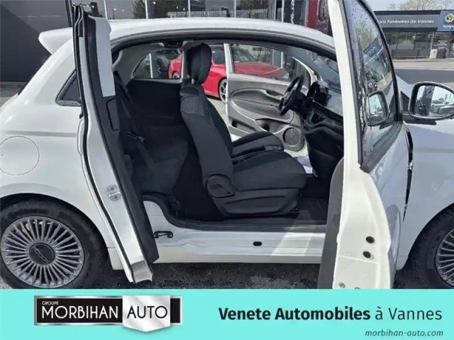 Fiat 500 3+1 e 118 ch — photo 19