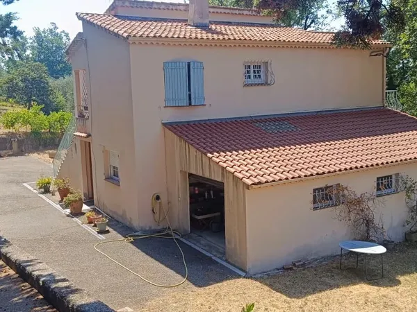 CABRIS  Villa individuelle de 158 m² sur terrain de 1 400 m²