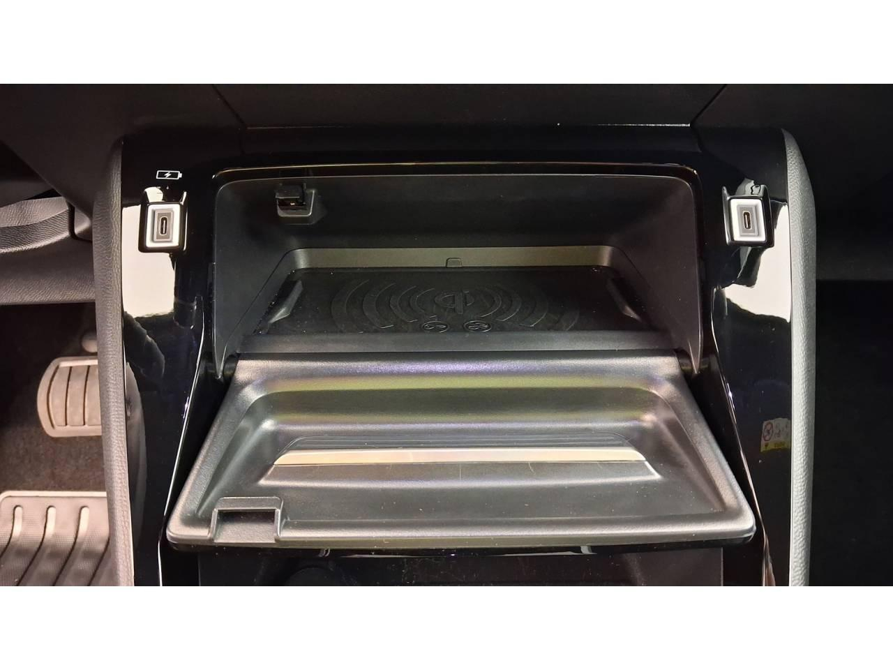 Peugeot 2008 hybrid 145 e-dcs6 allure — photo 22