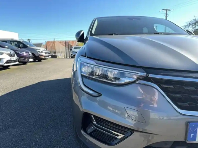 Renault Arkana mild hybrid 140 edc fap - 22 — photo 51