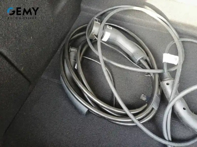 Renault Megane e-tech ev60 220 ch super charge — photo 27