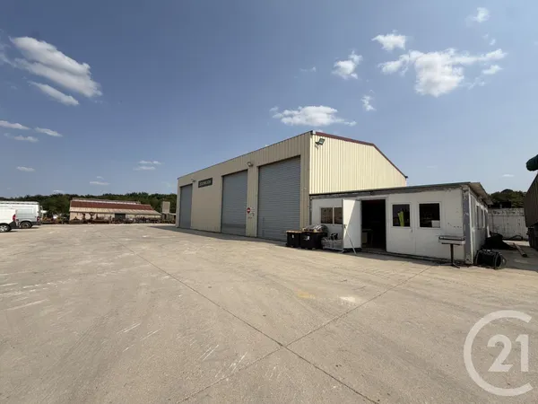 Local 502 m²