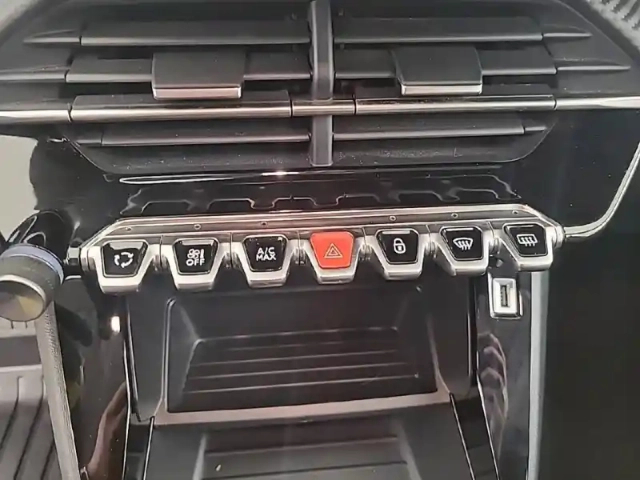Peugeot 208 puretech 100 s&amp;s eat8 — photo 84