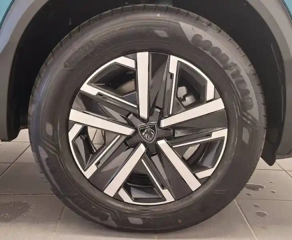 Peugeot 2008 100 s&amp;s bvm6 — photo 9